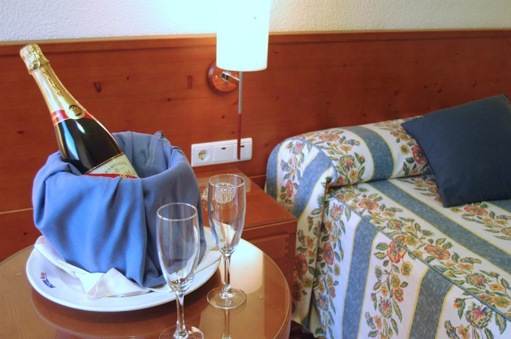 Hotel Masa International Τορεβιέχα Εξωτερικό φωτογραφία